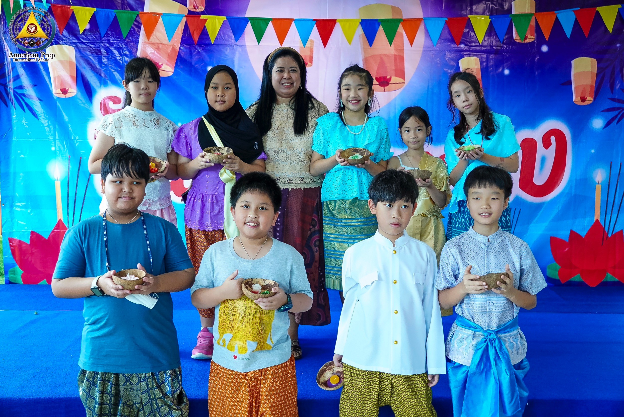 LINE_ALBUM_Loy krathong (2024-2025)_241119_76