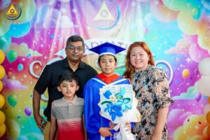 LINE_ALBUM_G6_ graduation 2026_260505_113