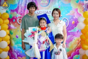 LINE_ALBUM_G6_ graduation 2026_260505_210